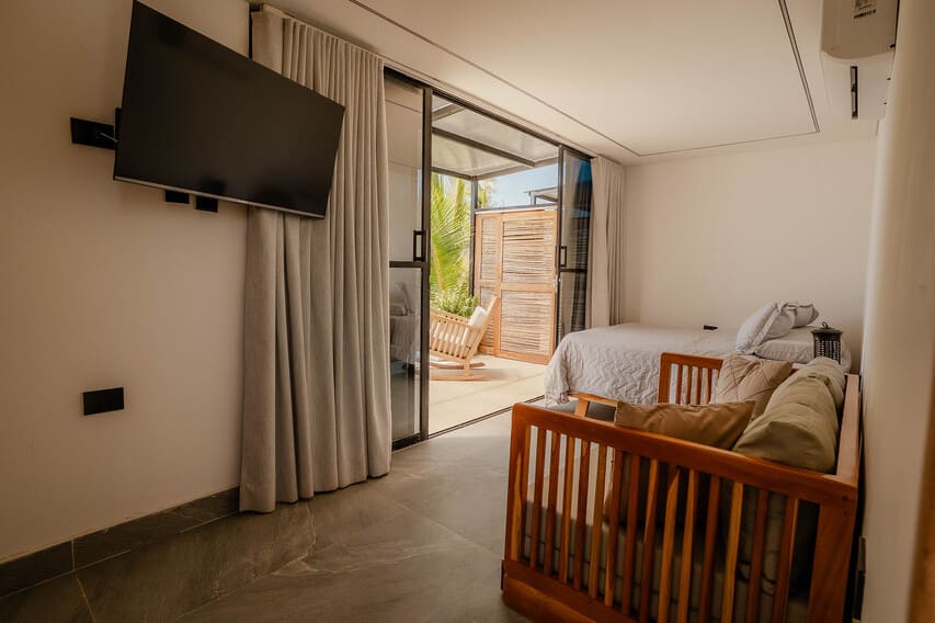 Suite 2